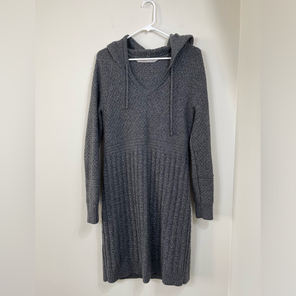 Athleta BOREALIS HOODIE SWEATER DRESS Gray Knit Dress Merino Wool Cozy Size M - Picture 1 of 16
